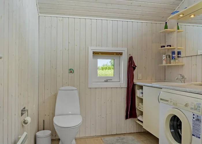 Semesterbostad Erok - From The Sea By Interhome